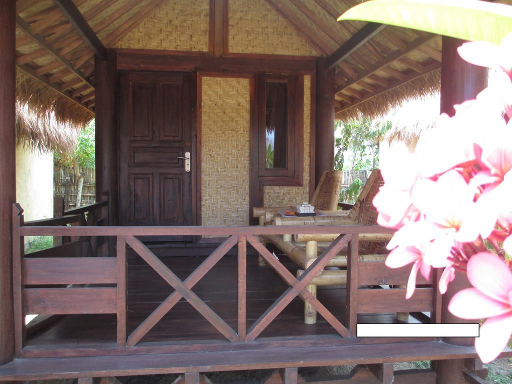 Selong Belanak Bungalows 외부 사진